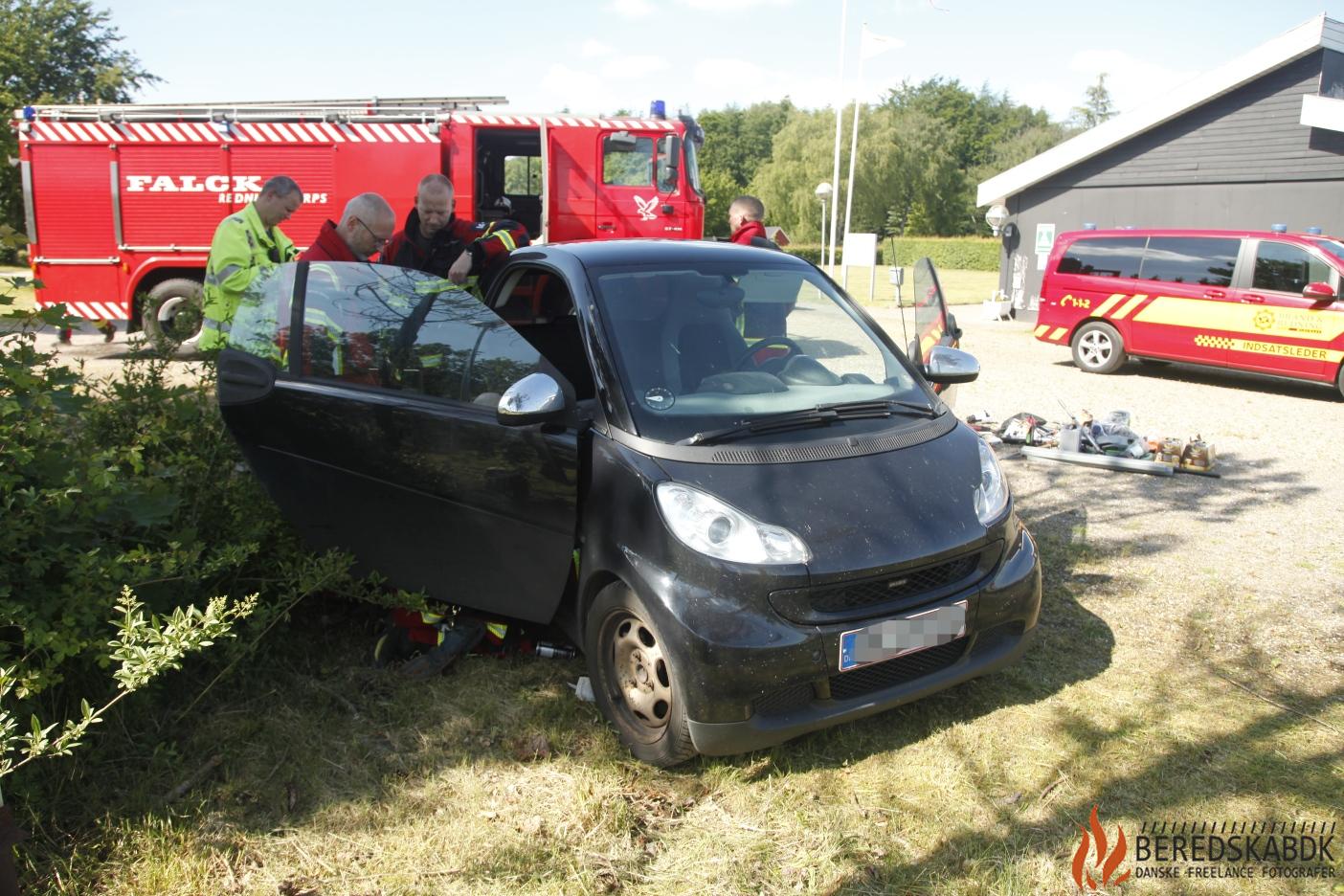 16/06-22 Bilbrand på Hovedgaden i Hampen