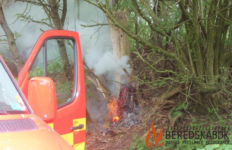 22/06-22 Brandvæsnet tilkaldt til brand på Naturstien i Tønning ved Brædstrup