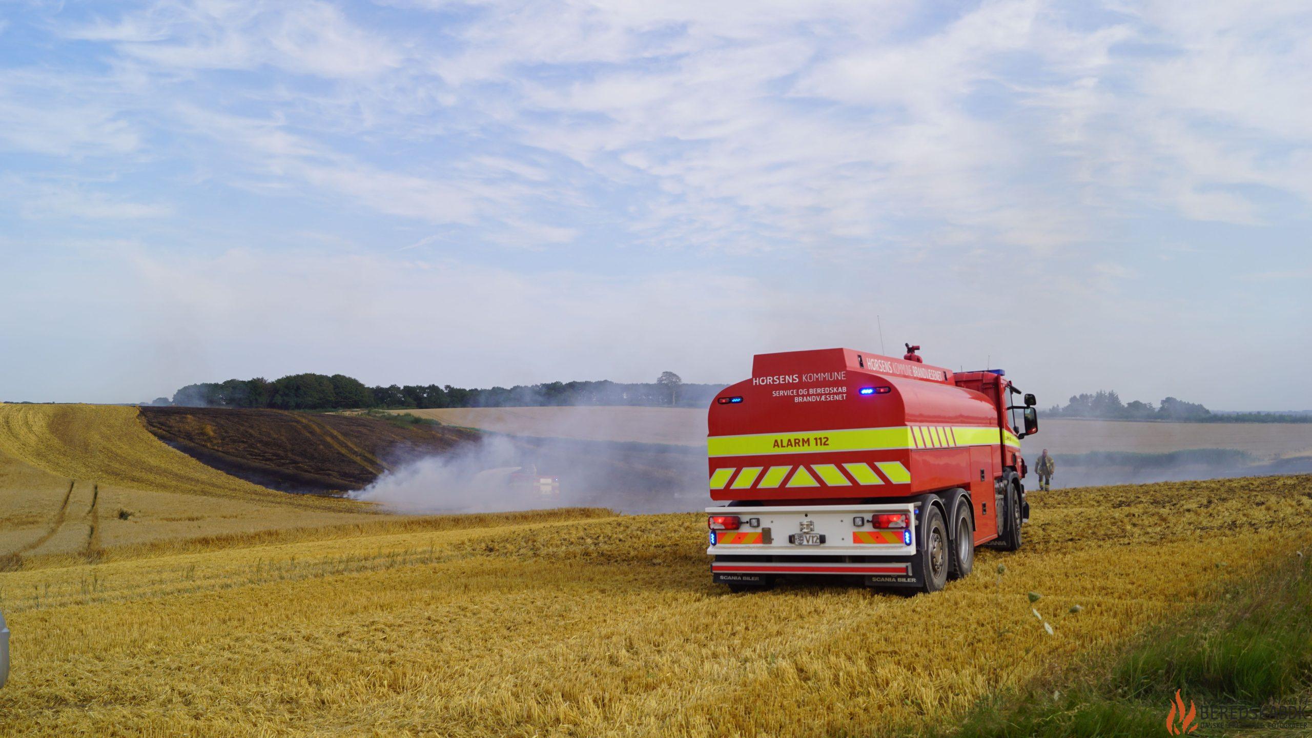 14/08-22 Markbrand på Julianelystvej ved Østbirk