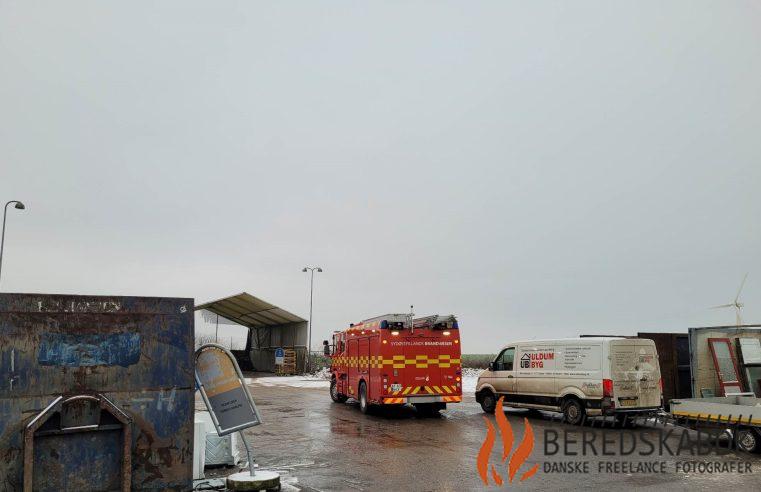 10/12-22 Brand i container på Skrædderbakken i Uldum