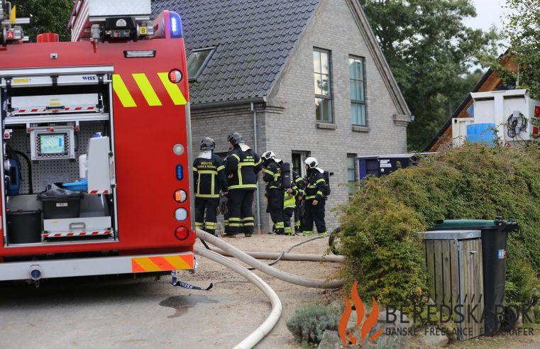 16/09-23 Brand på Skovbakkevej, 8860 Ulstrup: Hurtig indsats fra brandvæsnet forhindrer større skader