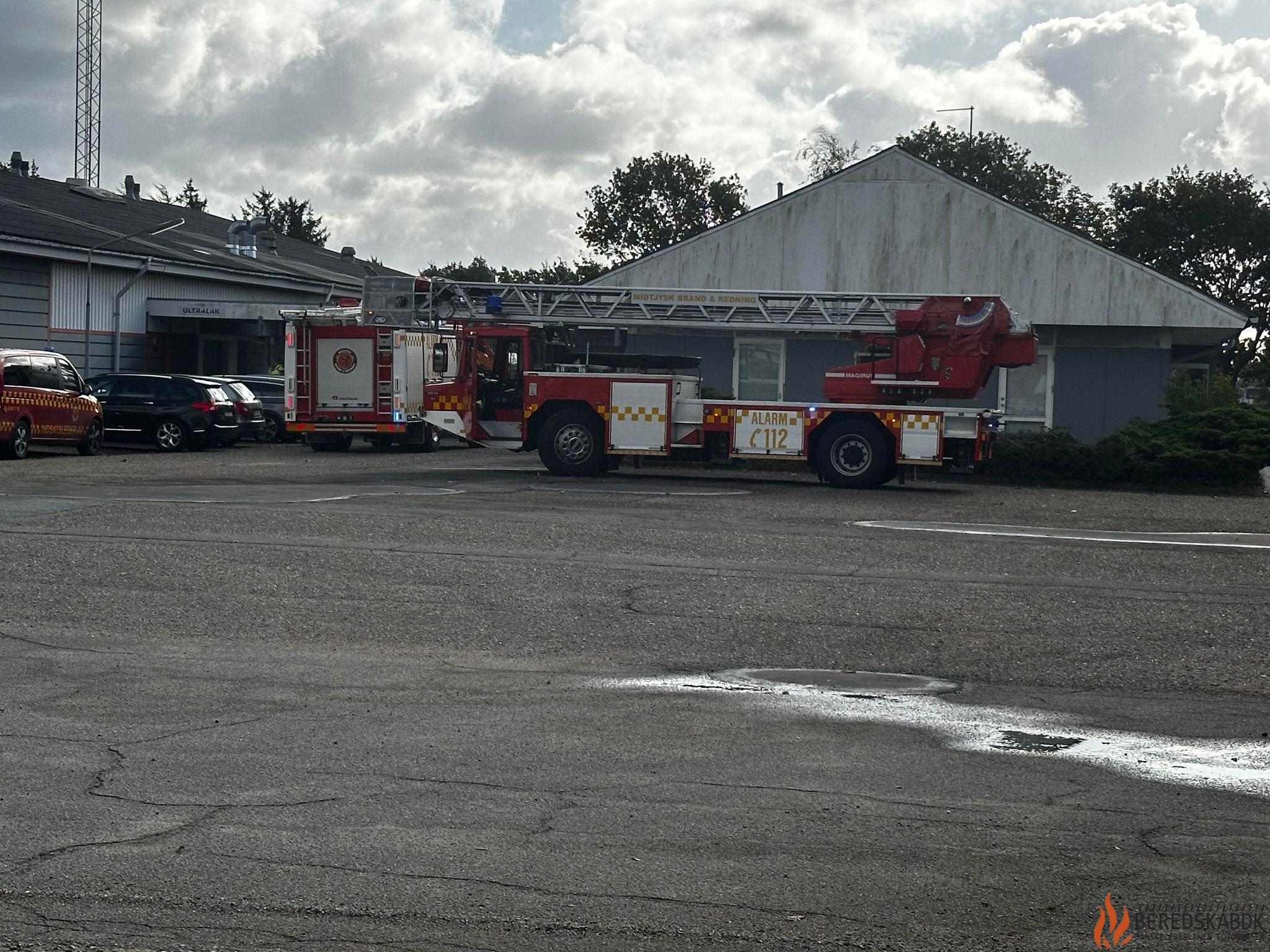 05/10-23 Aktivering af automatisk brandalarm kalder brandvæsenet til Nørhaven A/S i Viborg