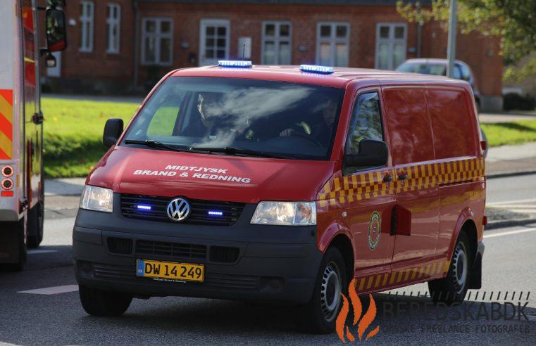 27/10-23 Brand i Sommerhus truer nabohus – Nordjyllands Beredskab griber ind i Hals