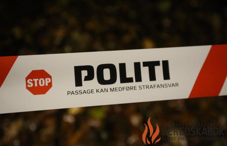 21-11-23 POLITIET ER TIL STEDE PÅ EN ADRESSE I HERNING