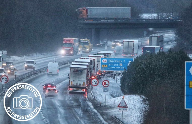 17/01-24 Vejret gav trafikale problemer på E45, Horsens