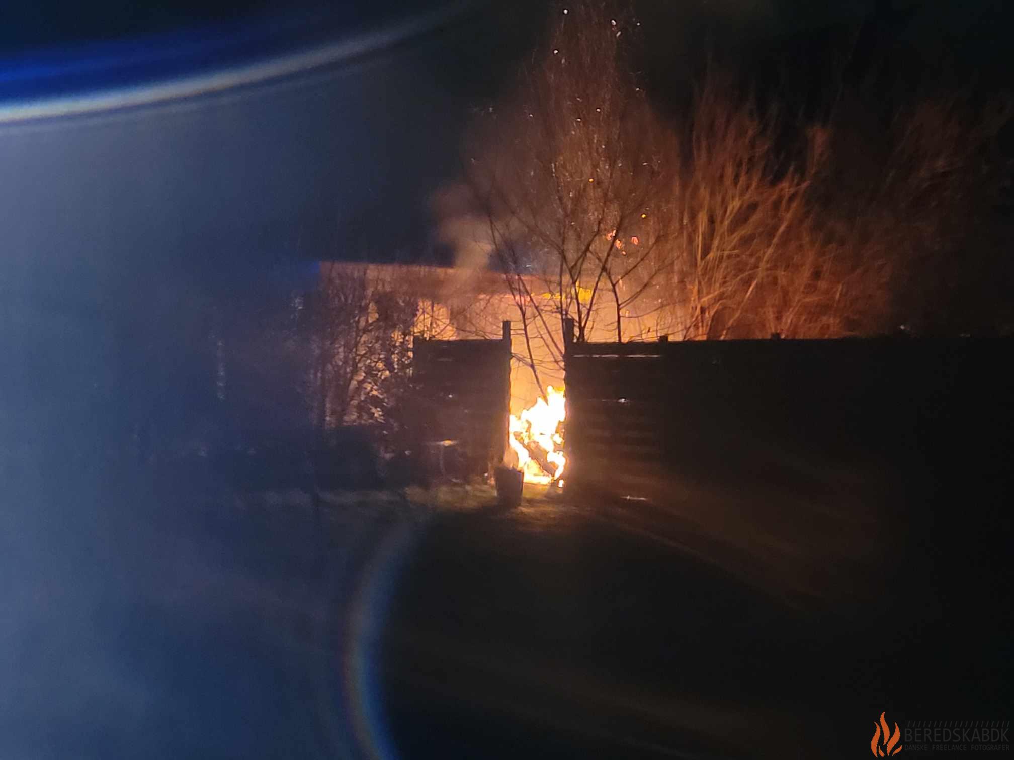 21/02-24 Horsens: Ild i carport