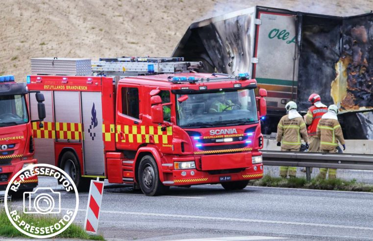 19/06-24 Skanderborg: Voldsom brand på E45