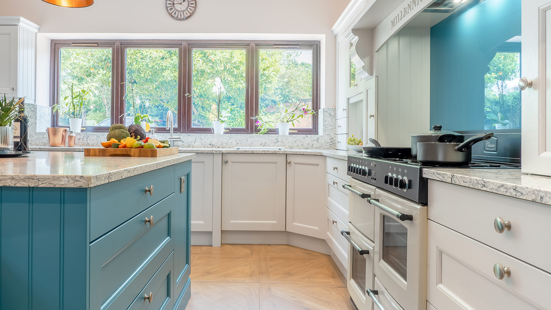 GEORGIAN PAINTED LUXURY KITCHEN