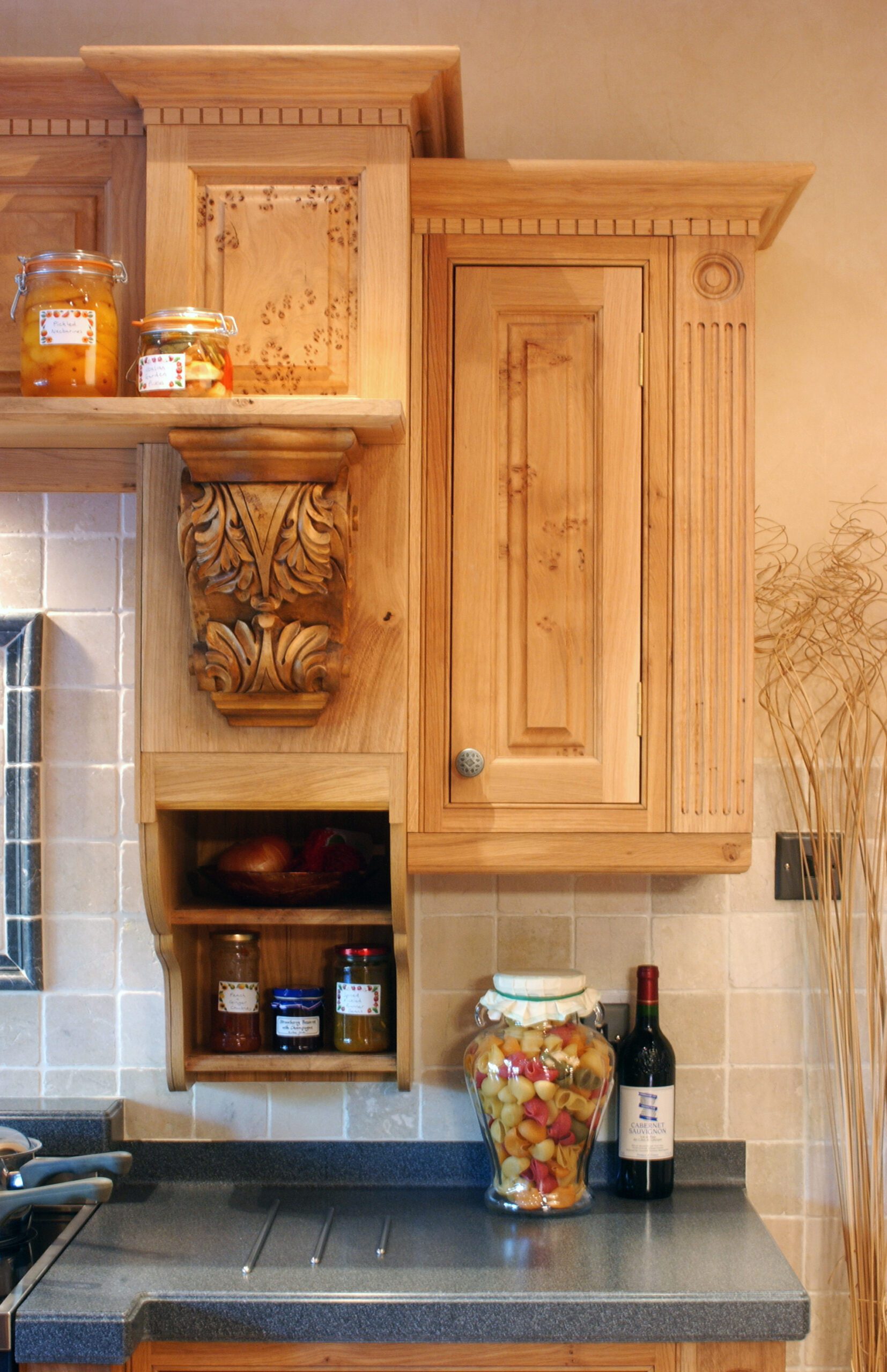 Pippy Oak Kitchen Detail