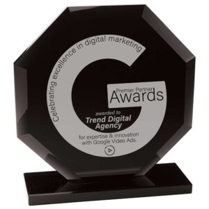 Octave Glass Award Jet Black 150mm
