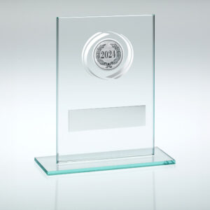 JADE GLASS WITH SILVER WREATH AND PLATE (1in CENTRE) - 5.5in