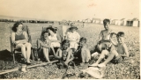 Godfrey Family at the Seaside - Evelyn, Peter, Ruth and David Godfrey