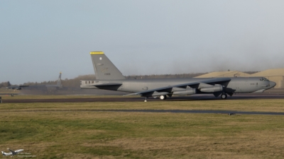 61-0005 B52H USAF 2