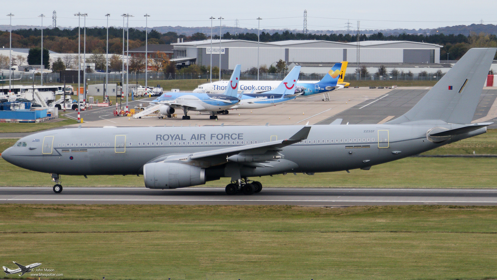 ZZ337 A332 RAF & A6-EOS A388 - The Alternative BHX website