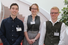Simon Wohlschläger, Theresa Seidl, Cornelius Drescher (von li. nach re.), Brauermeisterschaft in der Berufsschule für Braugewerbe in München 2019