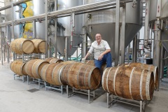 Steffen Marx, im Holzfaß gereiftes Bier von Giesinger Bräu 2023
