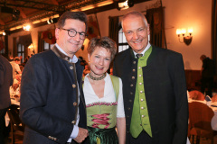 Dr, Florian Herrmann, Irmgard und Dr. Michael Möller (von li. nach re.)