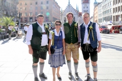 Anton Obermaier (li.), Werner Mayer (re,), Münchner Brauertag am Odeonsplatz in München am 29.6.2019