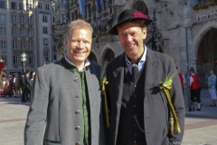 Andreas Steinfatt und Peter Reichert (re.), Münchner Brauertag am Odeonsplatz in München am 29.6.2019