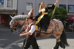 Münchner Kindl Viktoria Ostler, Münchner Brauertag am Odeonsplatz in München am 29.6.2019