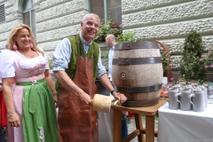 Silja Schrank-Steinberg und Ricky Steinberg, Sommerfest im Hofbräukeller in München 2019