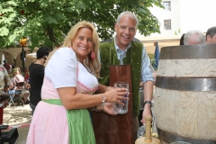 Silja Schrank-Steinberg und Ricky Steinberg, Sommerfest im Hofbräukeller in München 2019