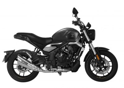 motocicleta-voge-500AC-gris