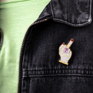 broche "fuck patriarchy"