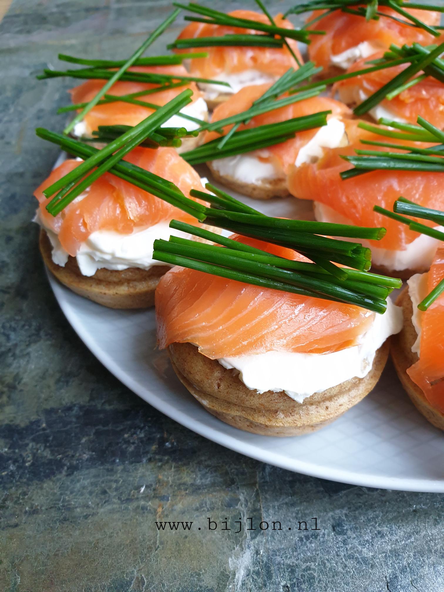 Blini's met gerookte zalm