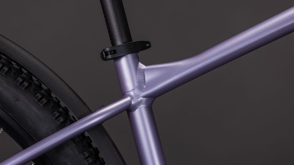 CUBE Aim ONE FE Mountainbike 29 TUM 18 VÄXLAR (Ljuslila/Krom) M