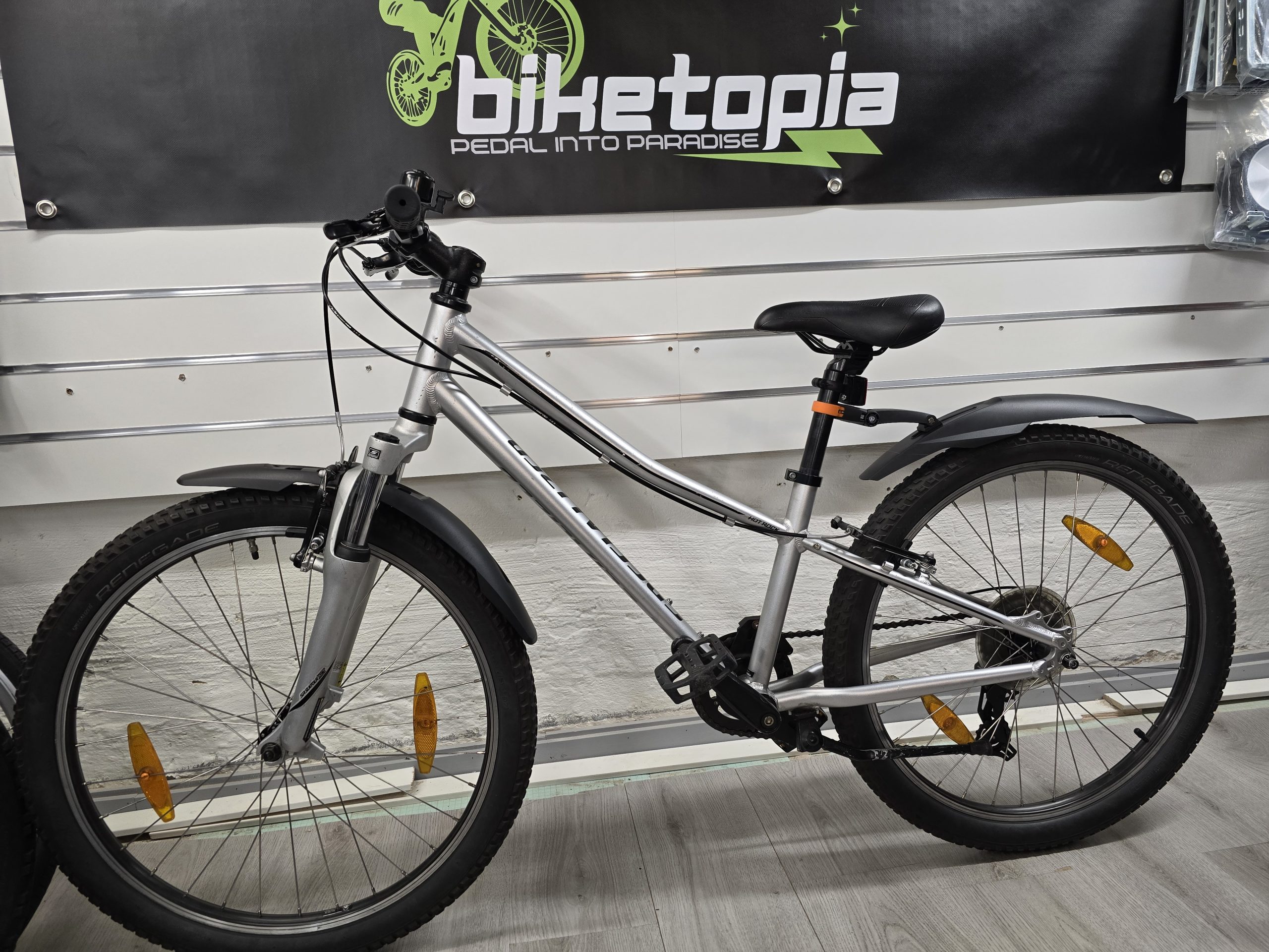 Specialized juniorcykel 24 tum 8 växlar