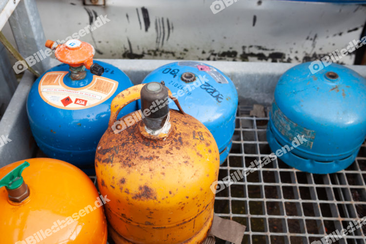 Trykflasker på genbrugsplads