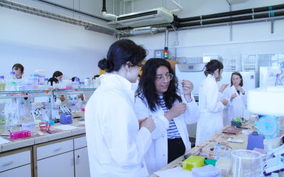 HANDS-ON ART-SCIENCE LAB WITH DECYPHER AND BIOINDUSTRY4.0 PROJECTS