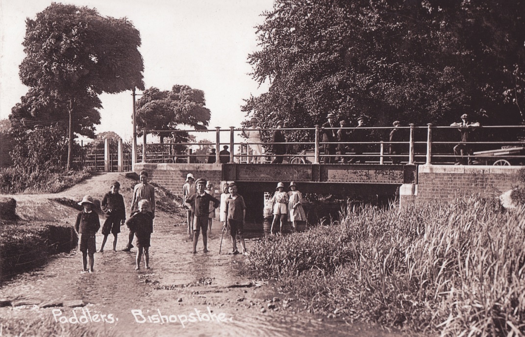 C:\Documents and Settings\Chris\My Documents\My Pictures\Bishopstoke History Society\River Itchen and Itchen Navigation (51)\Itchen Navigation 33.jpg