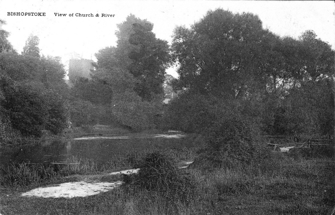 C:\Documents and Settings\Chris\My Documents\My Pictures\Bishopstoke History Society\River Itchen and Itchen Navigation (51)\River Itchen 9b.jpg