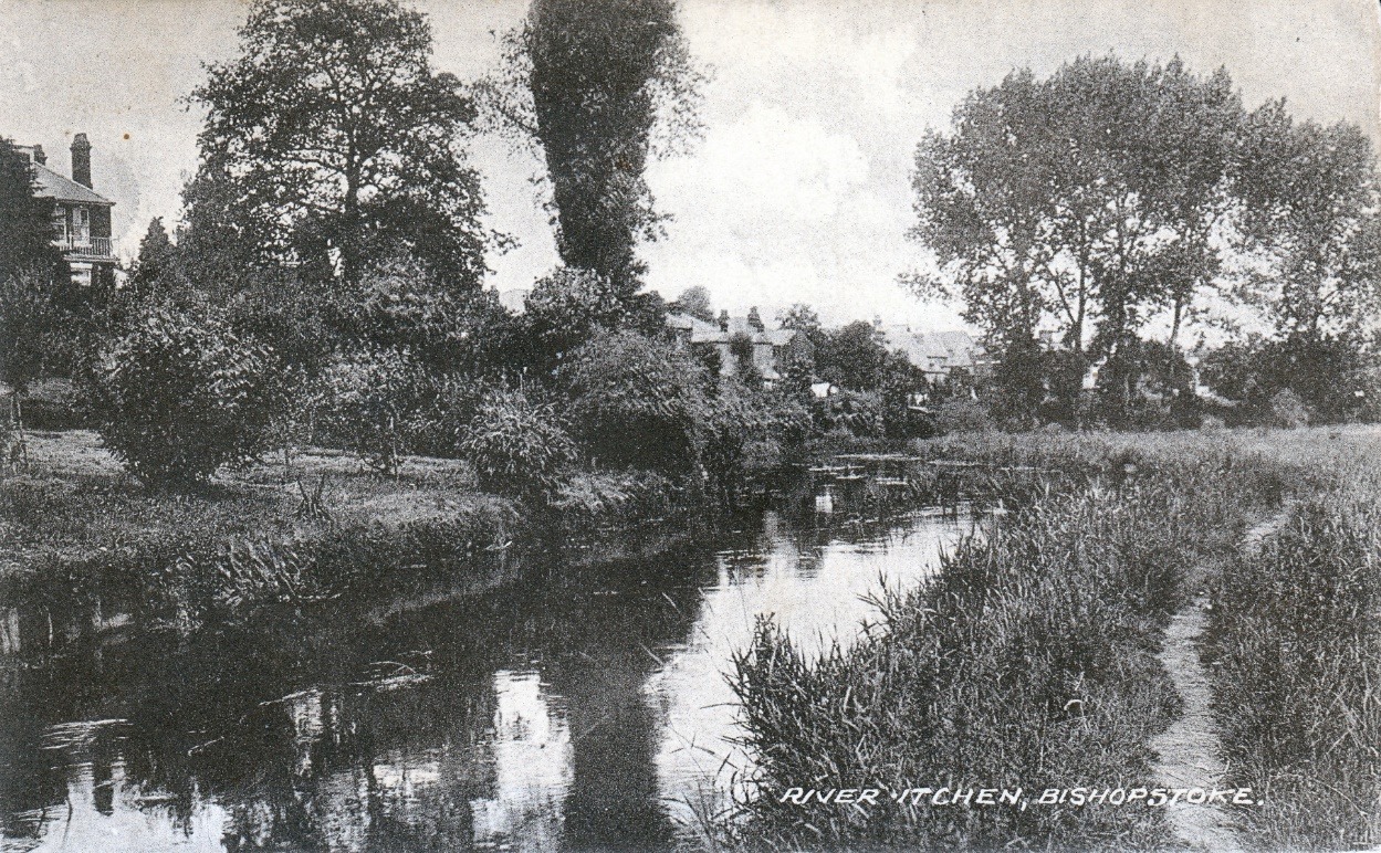 C:\Documents and Settings\Chris\My Documents\My Pictures\Bishopstoke History Society\River Itchen and Itchen Navigation (51)\River Itchen 5b.jpg