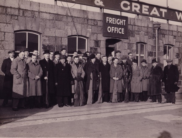 C:\Documents and Settings\chris\My Documents\My Pictures\Humby History\W.C. Humby\Rifle Club Officials in Jersey. January 25th 1947.jpg