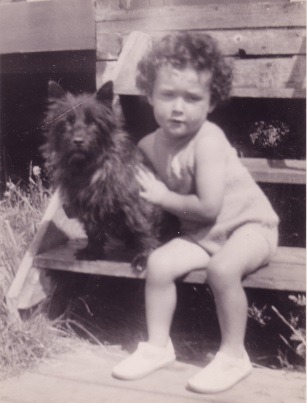 C:\Documents and Settings\chris\My Documents\My Pictures\Humby History\C.W.Humby\Chris with pet Rufus (Cairne Terrier).jpg