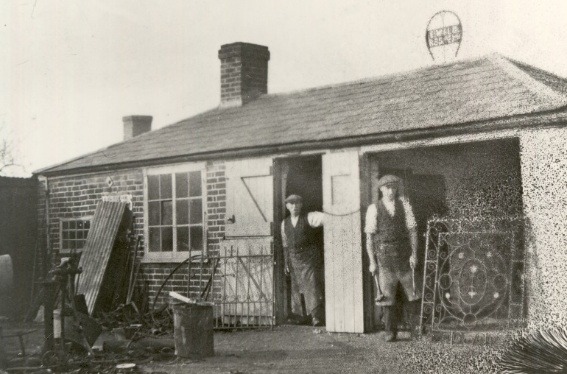 C:\Documents and Settings\Chris\My Documents\My Pictures\Bishopstoke History Society\Hampshire Museum Services(138)\Hampshire Museum Services 013a.jpg