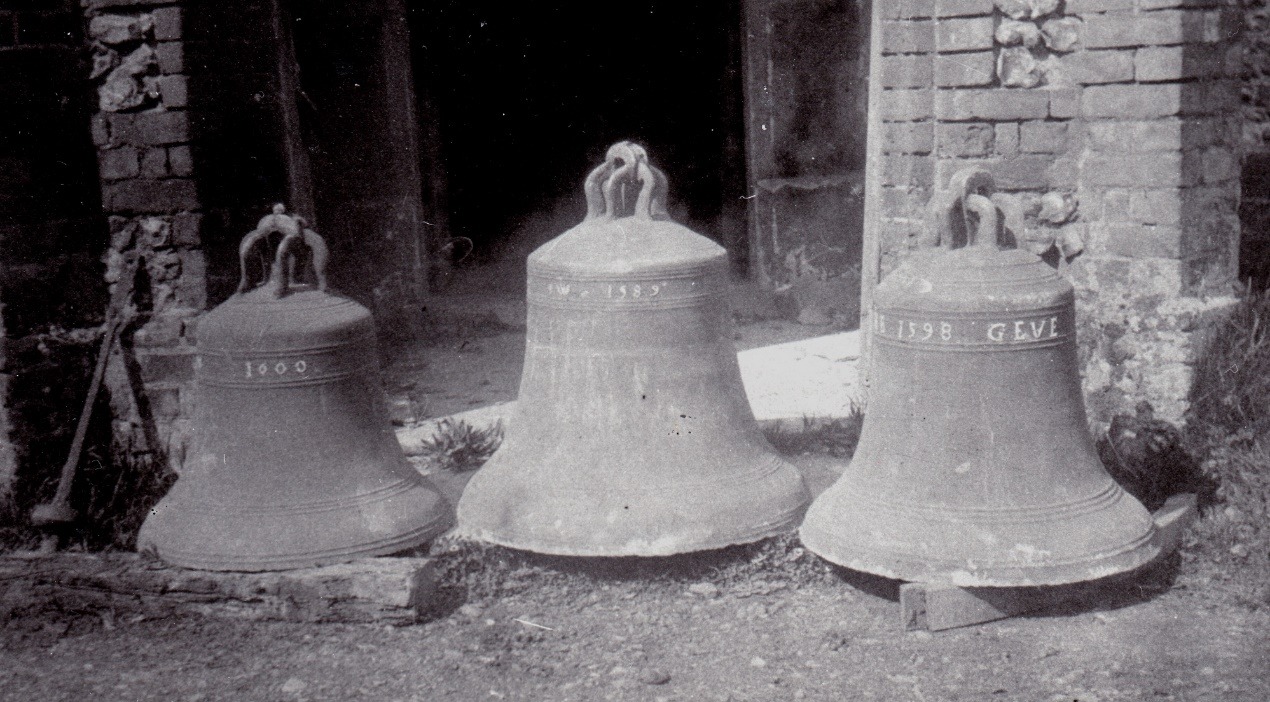 C:\Documents and Settings\Chris\My Documents\My Pictures\Bishopstoke History Society\St. Mary's Church 1825 (22)\Old church bells 2.jpg