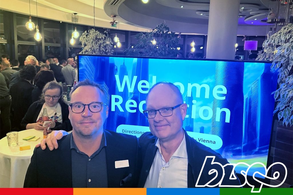 Bild på våra kollegor Mats & Daniel på Companial's Welcome Reception i Wien