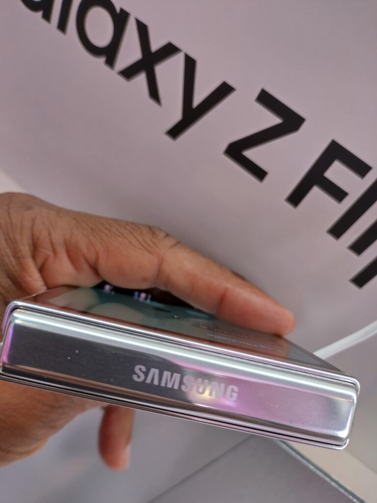 Samsung Galaxy Z Flip5