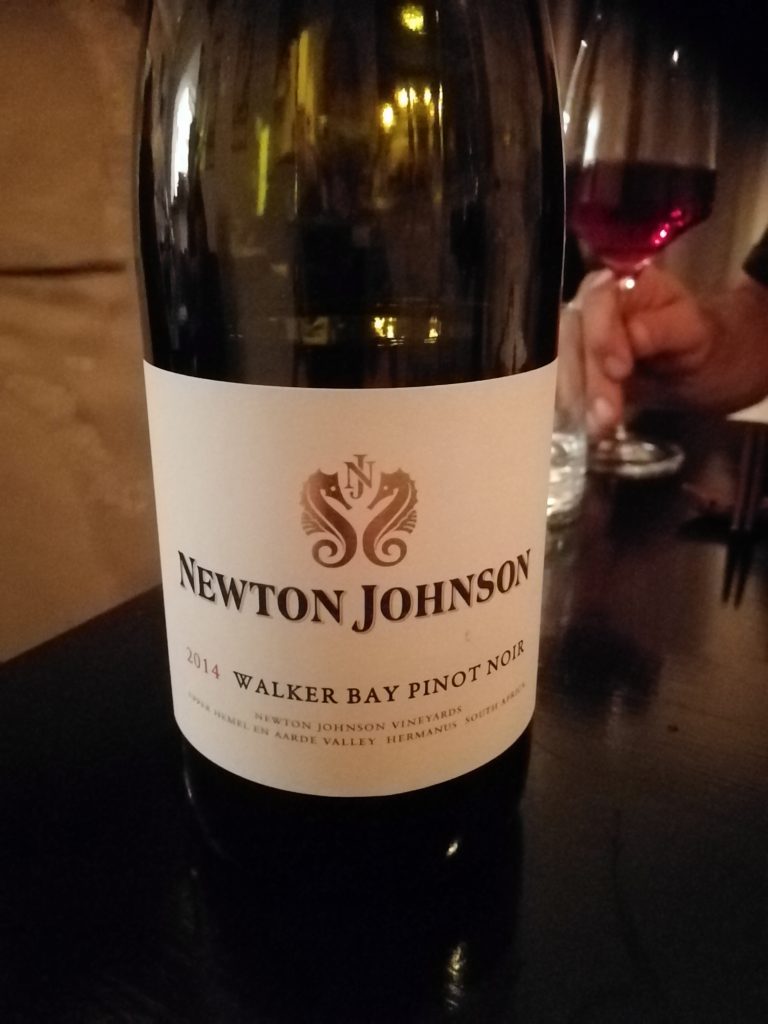 Pinot Noir från Sydafrika. Newton Johnson