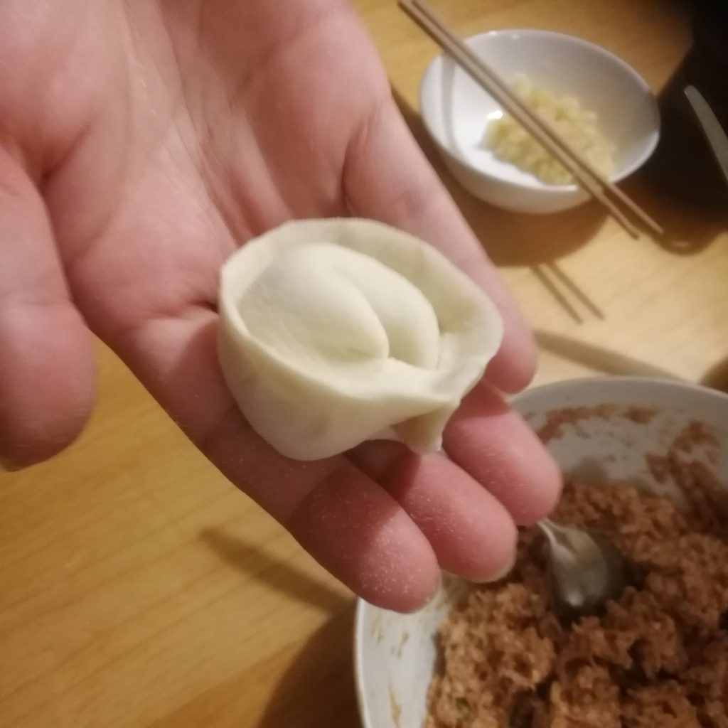 Dumplings klara för ångas