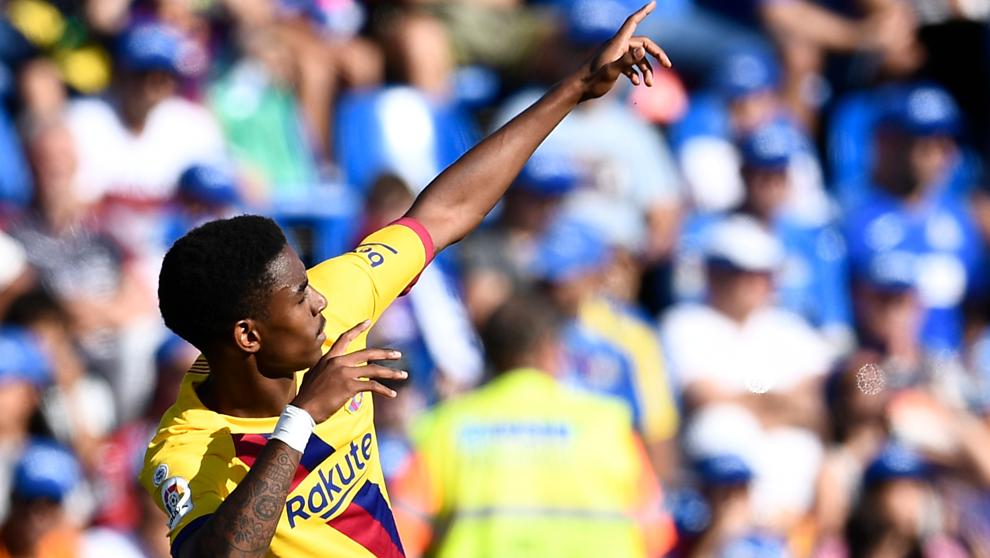 Junior Firpo celebrating his first goal in Barcelona colors, against Getafe / AFP