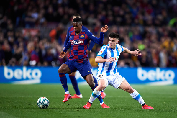 Semedo fighting for the ball for Barcelona, in a fixture against Real Sociedad / ALEX CAPARROS/GETTY IMAGES EUROPE