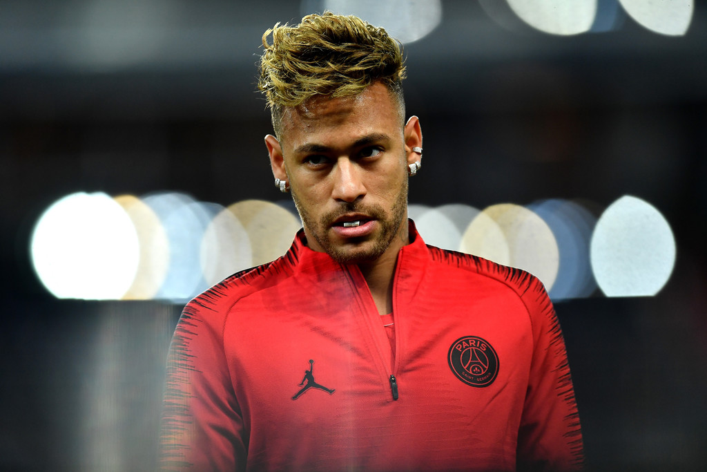 Neymar, prior to Paris Saint-Germain's match-up against Liverpool on October 23, 2018 / JUSTIN SETTERFIELD/GETTY IMAGES