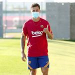 Coutinho seguirá en Barcelona, dice su agente