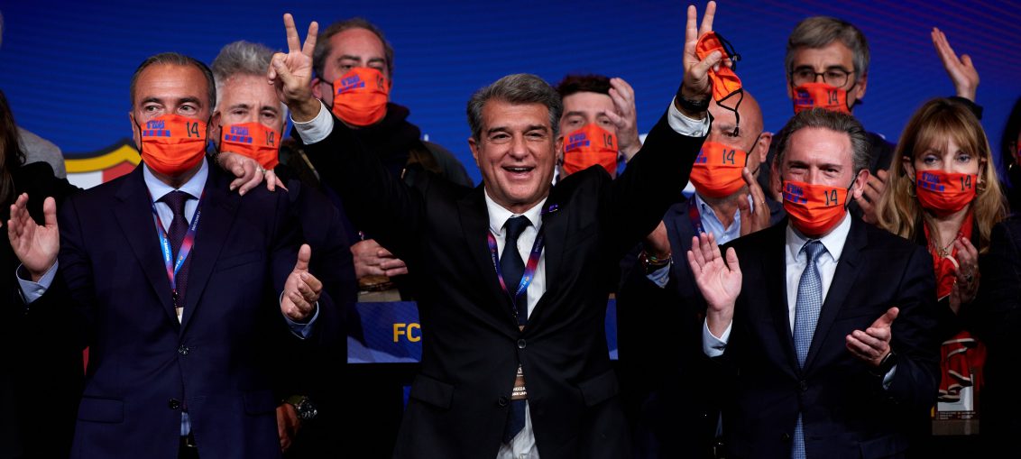 Joan Laporta festejando el triunfo de su candidatura tras su discurso. / RAC1