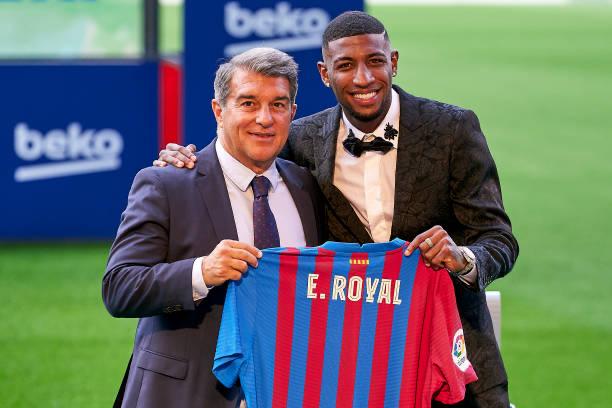 Joan Laporta and Emerson Royal at the presentation ceremony/ Pedro Salado/Quality Sport Images/Getty Images